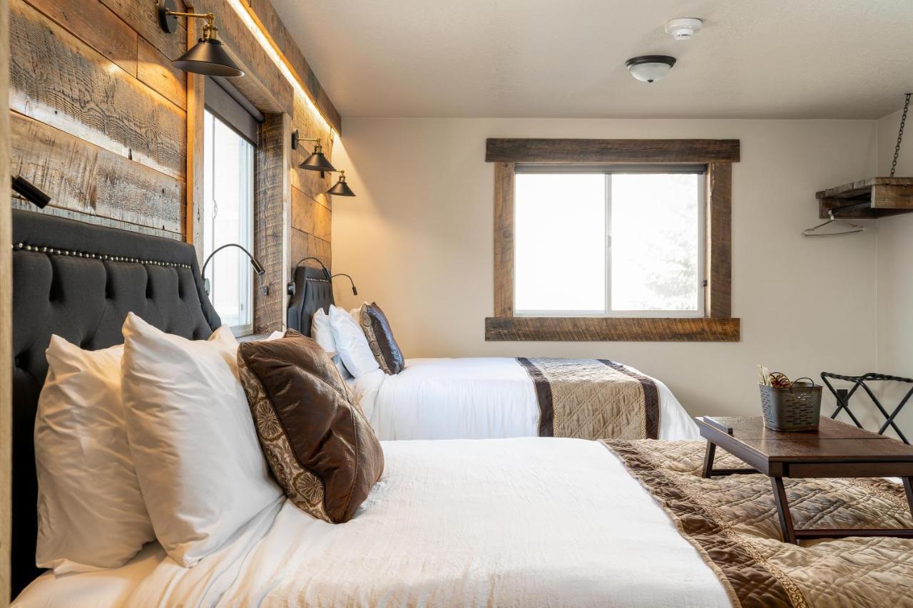 The Adventure Inn Yellowstone Вест-Йеллоустоун Екстер'єр фото